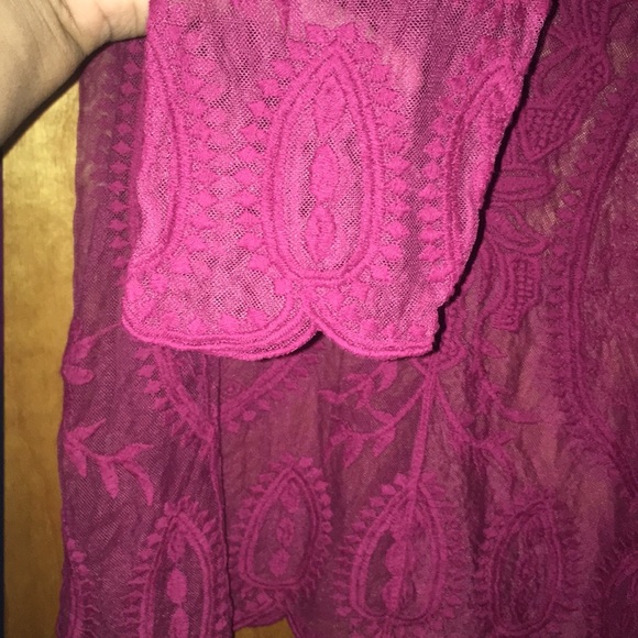 2X 18/20W Beet Red Embroidered Mesh Tunic - Picture 7 of 9